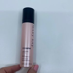 Mary Kay Serum + Vitamin C